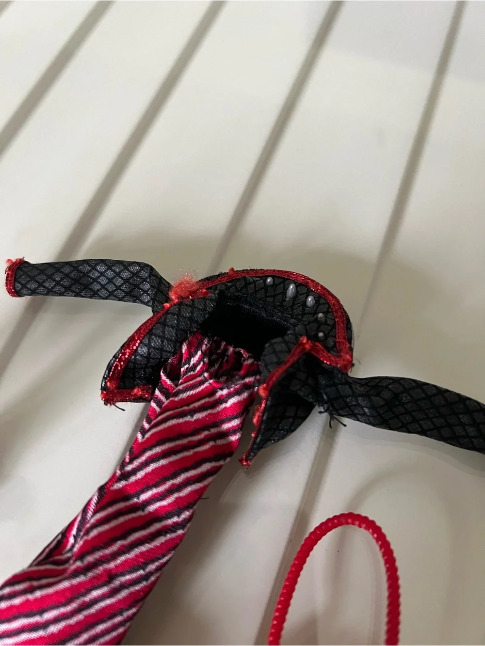 Monster High Toralei Stripe Outfit and Accessories
